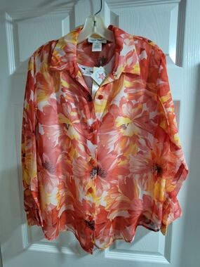 NWT- Graver Studio- Vibrant Floral Blouse W/tank Top. Perfect For Summer-Size PM